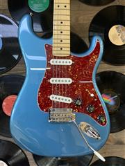 FENDER STRATOCASTER (MEXICO)